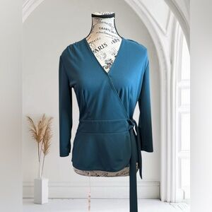 Ann Taylor long sleeve top